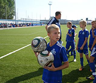Konopleva Academy (Togliatti)는 볼가 지역에서 가장 현대적인 축구 센터입니다.